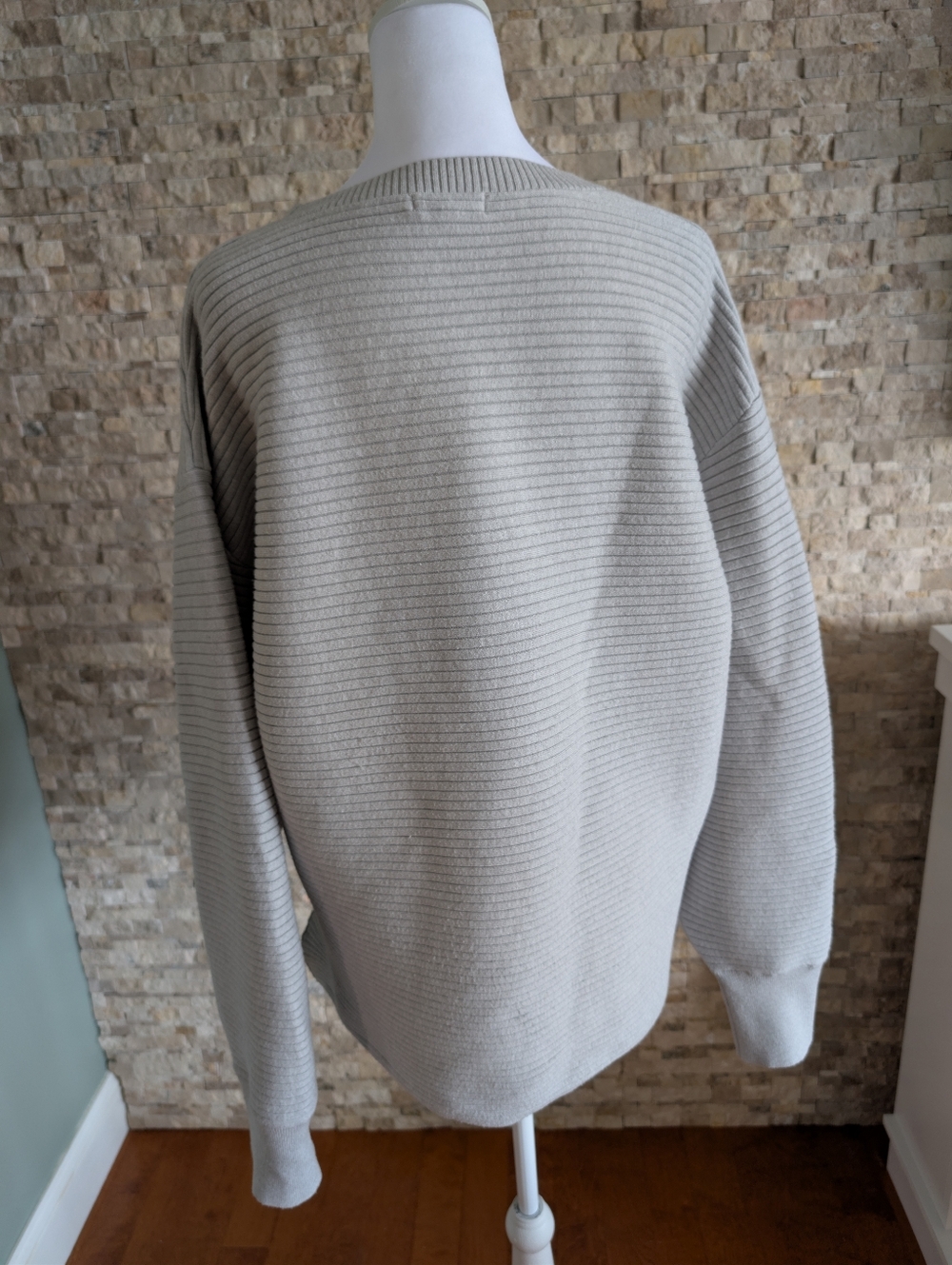 Good American Light Grey Ribbed Knit Sweater 4 XL Clean Girl Minimalist Capsule image 3